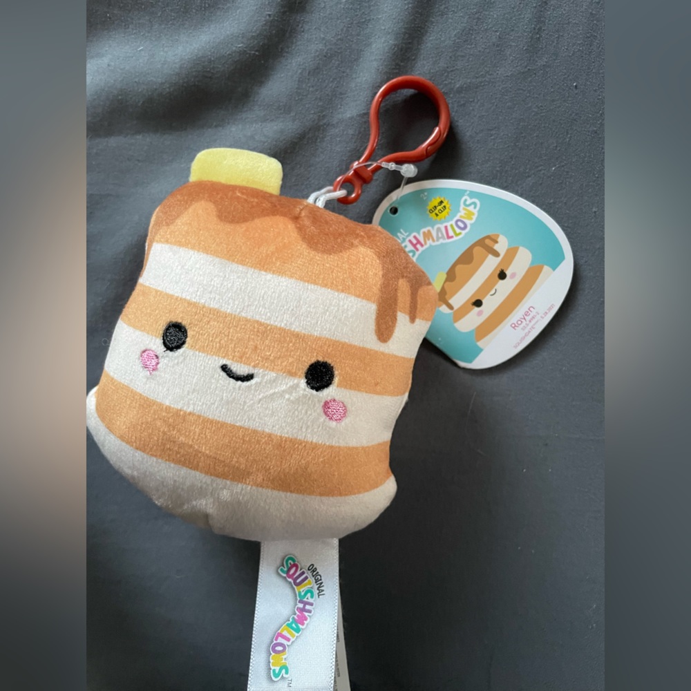 Squishmallows Rayen Pancake Clip - NWT